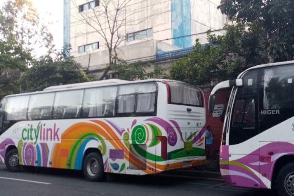 Blog_Megaworld Buses for Covid Frontliners